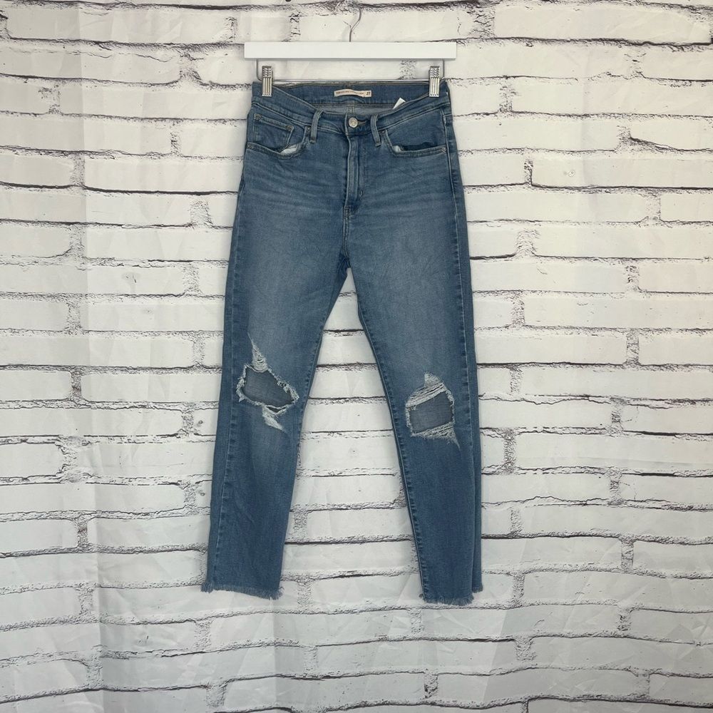 Levi’s 724 High Rise Straight Crop Distressed Jeans Women’s 27 Light Wash Denim